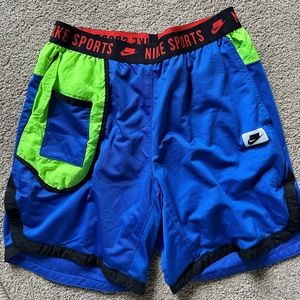 Nike Shorts Size M